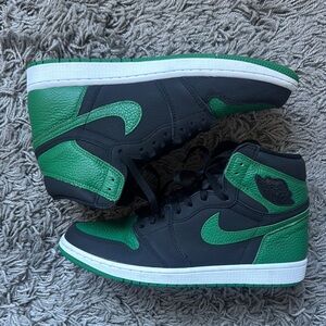 JORDAN 1 RETRO HIGH OG 'PINE GREEN 2.0'